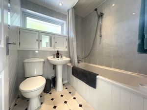 Photo 1- click for photo gallery